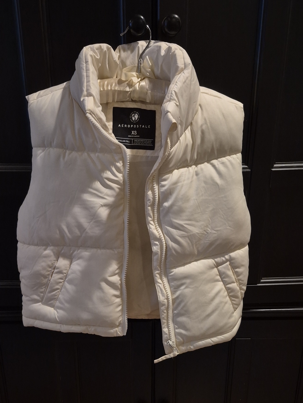 Aeropostale  Cream Puffer Vest